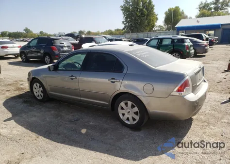 2008 Ford Fusion S из США, поврежденный, VIN 3FAHP06Z08R264390